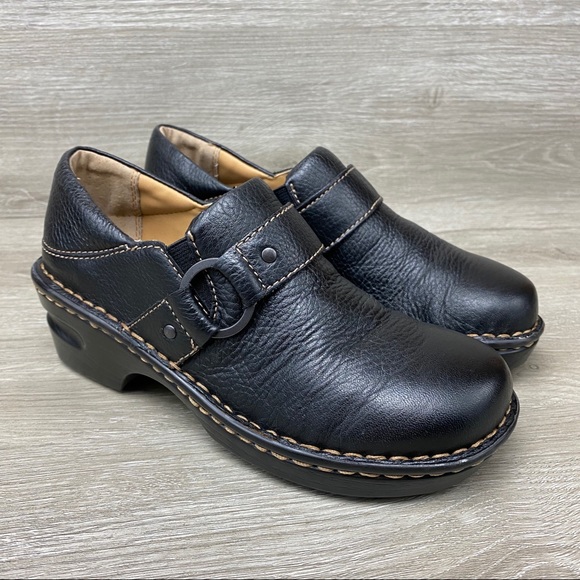 shoe stores in sandhills